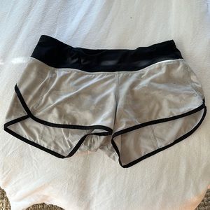 Size 6 Lulu Shorts